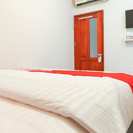 Oyo 1519 Axl Residence Jakarta Bagian luar foto