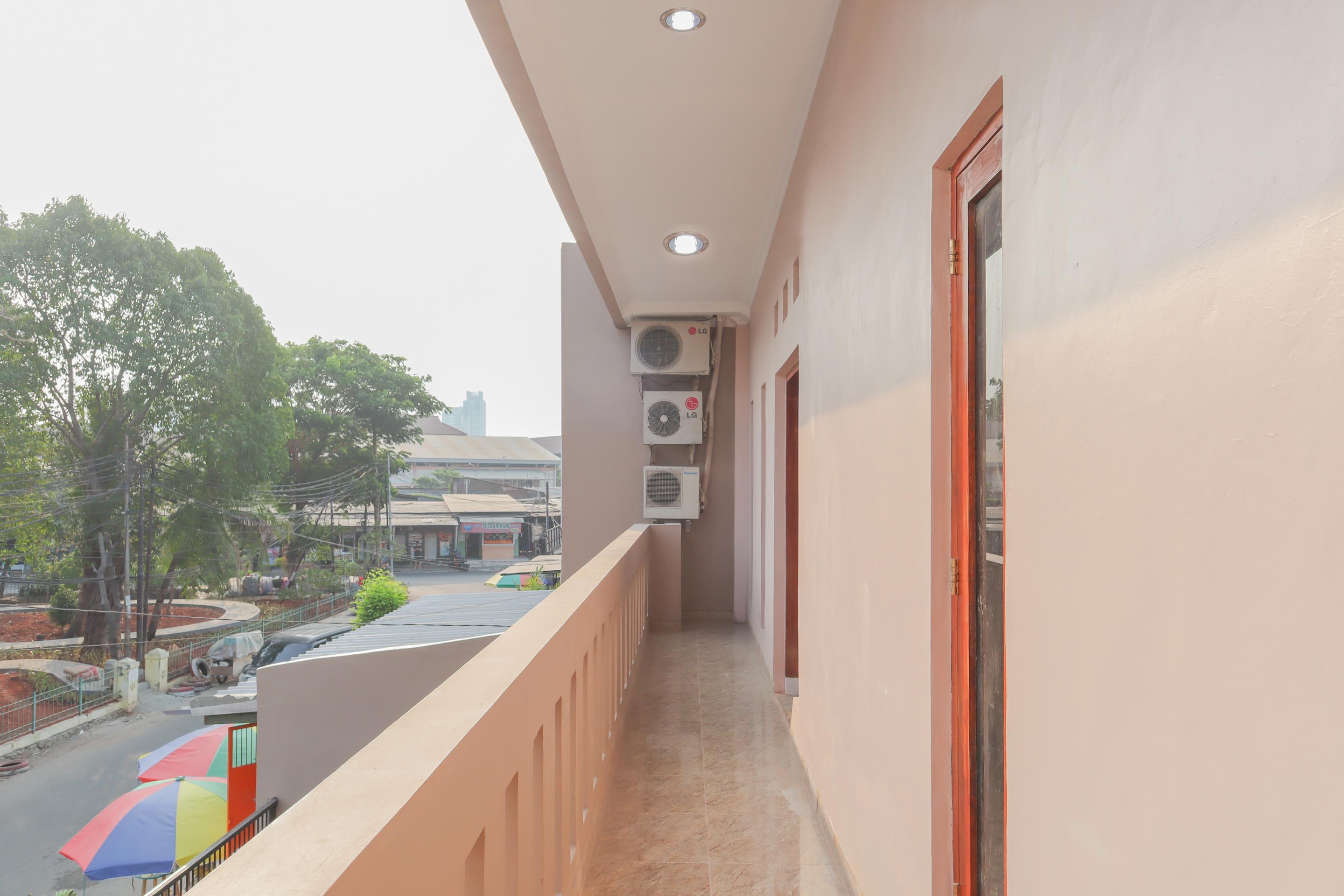 Oyo 1519 Axl Residence Jakarta Bagian luar foto